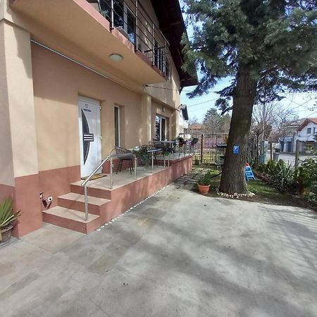 Стаи За Гости - Цветето На Ангела Bankja Exterior foto